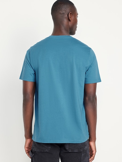 L'image numéro 5 présente T-shirt ultra-doux à encolure en V pour Homme